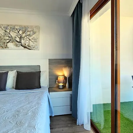 Family Apartment Ocean & Mountain Views & Heated Pool * Costa Adeje (Tenerife)